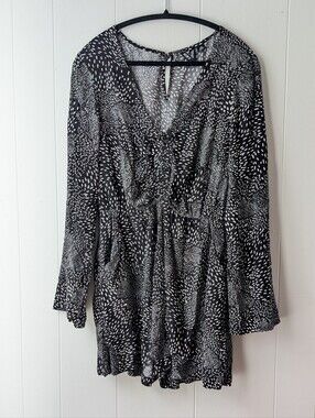 Roxy Black and White Printed Long Sleeve Romper